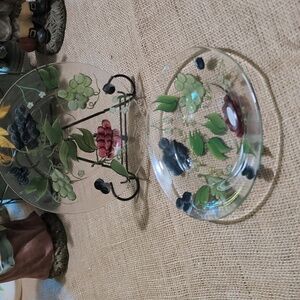 Vintage Home Essentials Set/2 Glass Dessert Plates, Red/Green Grape/Leaf Design